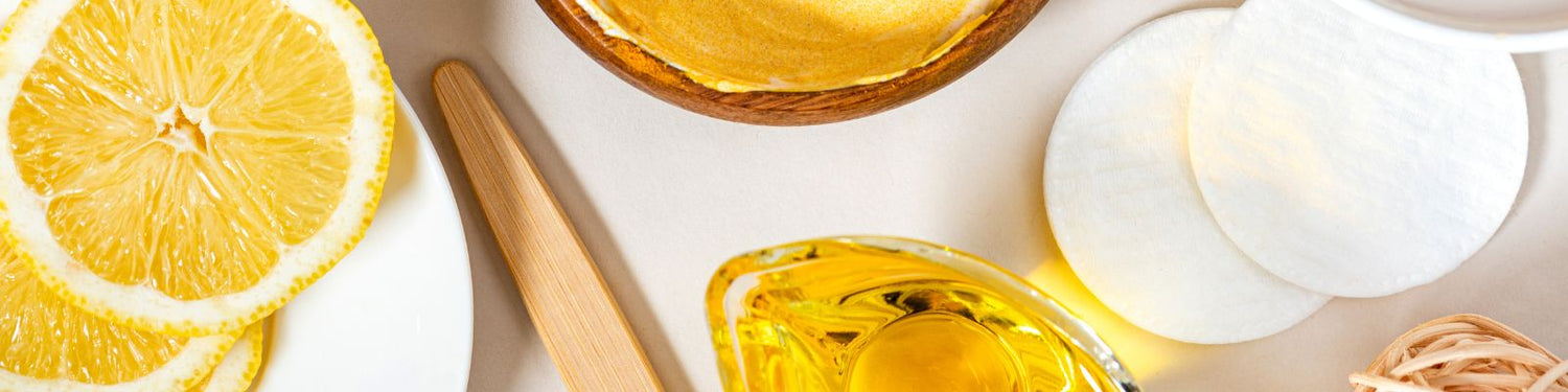 Organic turmeric and honey ingredients